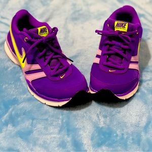 Nike Air Total Core Trainer 2 Women's Cross-Trainers, Purple